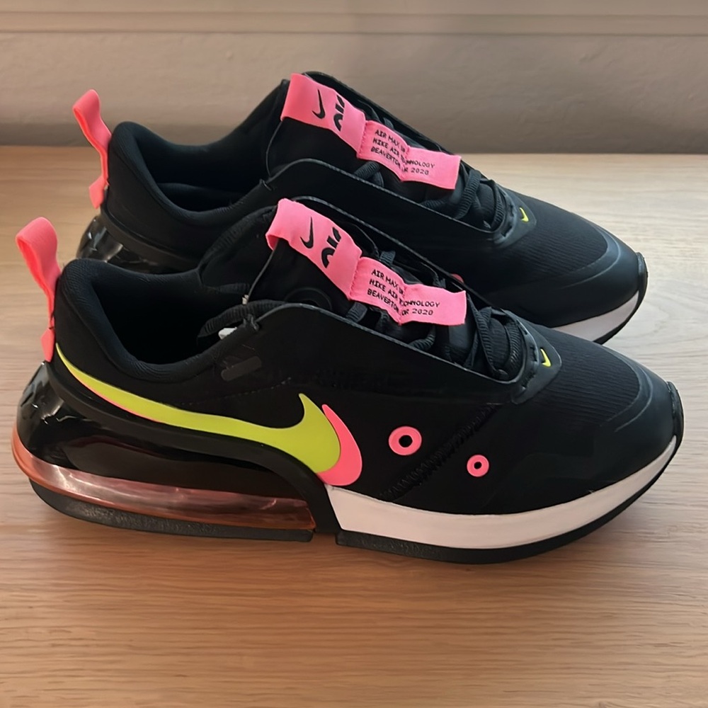 LNIB - Women’s Air Max UP - Black Cyber Sunset Pulse - Size 8 - Picture 2 of 8